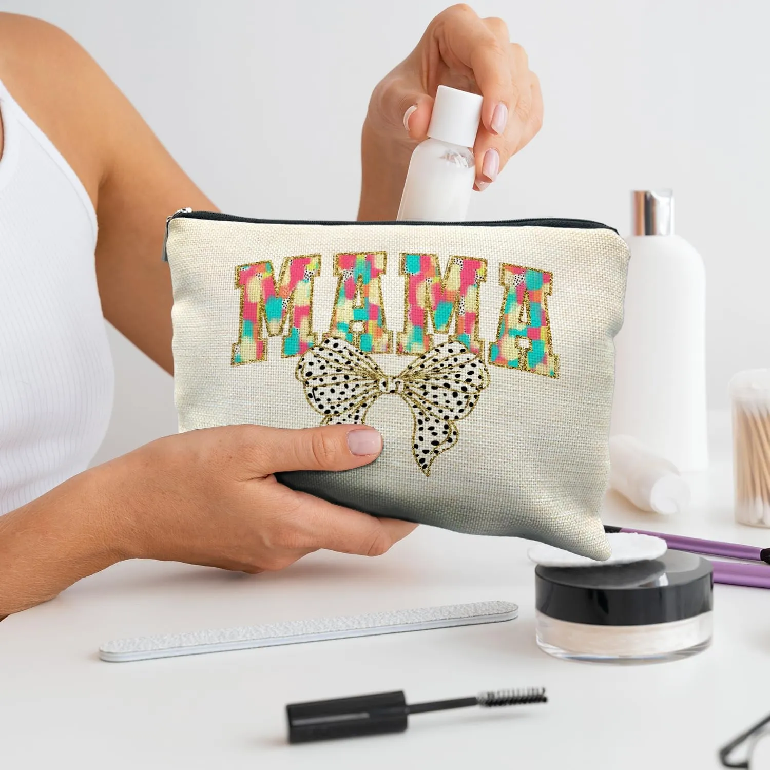 Bow Mama Makeup Bag, Mom Gifts Cosmetic Bags for Women, Mama Makeup Zipper Pouch, Mama Mom Gifts from Daughters Sons, Mothers Day Gifts for Mom