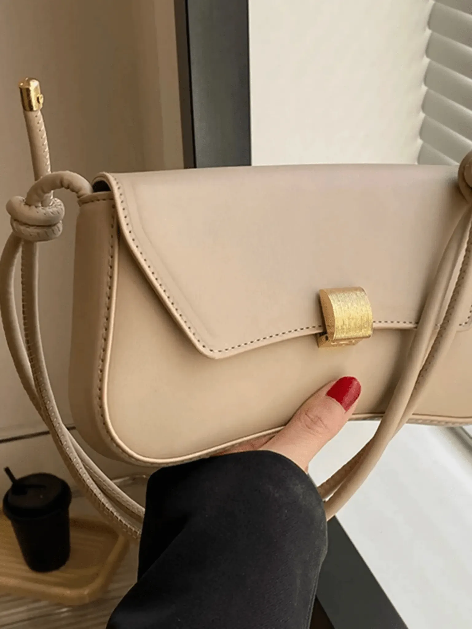 Chic | Minimalist Shoulder Bag
