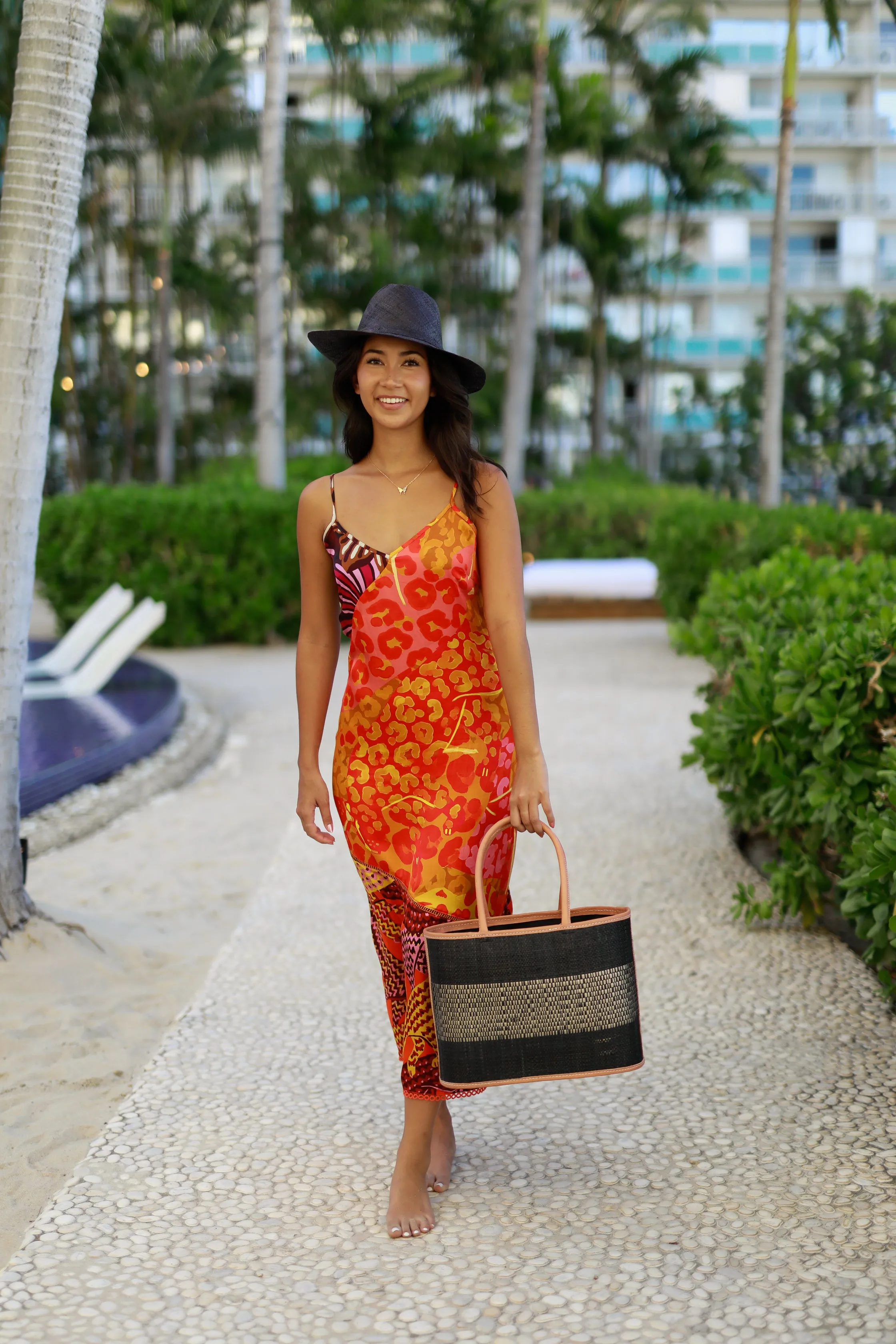 Wynwood Straw Tote Handbag with Metallic Detailing